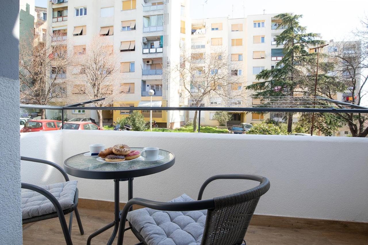 Grand Munz Apartment Pula Exterior foto